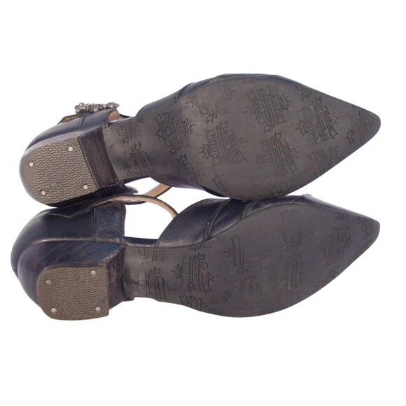 JOHN FLUEVOG Alison Truth $275 Skull Buckle Mary Jane Shoes 7 - Picture 7 of 9